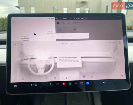 Белый Тесла Model Y, объемом двигателя 0 л и пробегом 122 тыс. км за 23000 $, фото 16 на Automoto.ua