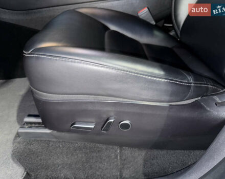 Белый Тесла Model Y, объемом двигателя 0 л и пробегом 128 тыс. км за 22600 $, фото 39 на Automoto.ua