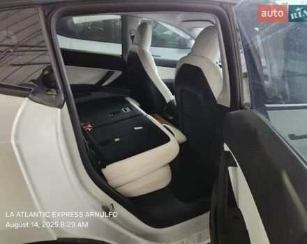 Тесла Model Y 2021 в Тернополе на Automoto.ua Белый Тесла Model Y, объемом двигателя 0 л и пробегом 84 тыс. км за 15800 $, фото 24 на Automoto.ua