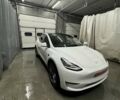 Белый Тесла Model Y, объемом двигателя 0 л и пробегом 97 тыс. км за 27300 $, фото 1 на Automoto.ua