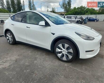 Белый Тесла Model Y, объемом двигателя 0 л и пробегом 105 тыс. км за 9600 $, фото 3 на Automoto.ua