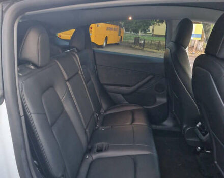 Белый Тесла Model Y, объемом двигателя 0 л и пробегом 105 тыс. км за 19700 $, фото 6 на Automoto.ua