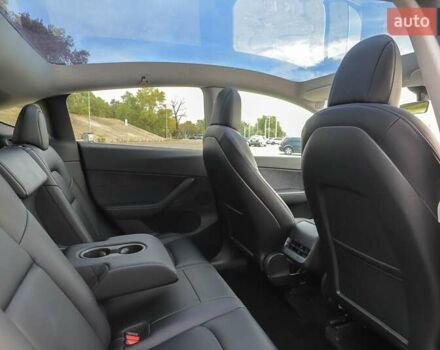 Білий Тесла Model Y, об'ємом двигуна 0 л та пробігом 9 тис. км за 53900 $, фото 13 на Automoto.ua