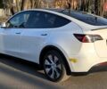 Білий Тесла Model Y, об'ємом двигуна 0 л та пробігом 101 тис. км за 23899 $, фото 25 на Automoto.ua