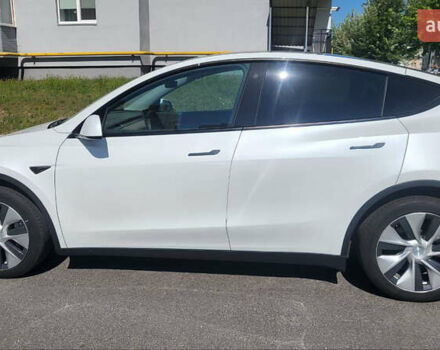 Белый Тесла Model Y, объемом двигателя 0 л и пробегом 74 тыс. км за 23800 $, фото 8 на Automoto.ua