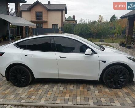 Белый Тесла Model Y, объемом двигателя 0 л и пробегом 195 тыс. км за 26000 $, фото 4 на Automoto.ua
