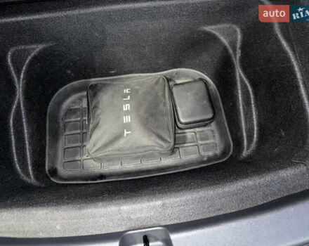 Белый Тесла Model Y, объемом двигателя 0 л и пробегом 128 тыс. км за 22600 $, фото 35 на Automoto.ua