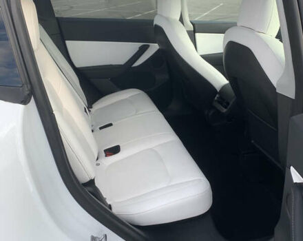 Белый Тесла Model Y, объемом двигателя 0 л и пробегом 83 тыс. км за 19499 $, фото 12 на Automoto.ua