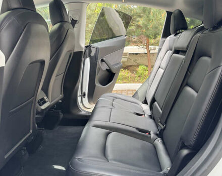 Белый Тесла Model Y, объемом двигателя 0 л и пробегом 122 тыс. км за 21800 $, фото 15 на Automoto.ua