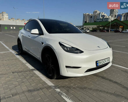 Белый Тесла Model Y, объемом двигателя 0 л и пробегом 155 тыс. км за 20777 $, фото 2 на Automoto.ua