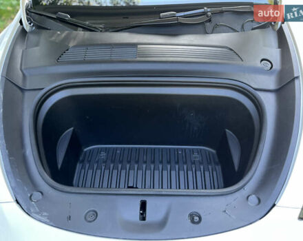 Тесла Model Y 2021 в Великом Березном на Automoto.ua Белый Тесла Model Y, объемом двигателя 0 л и пробегом 117 тыс. км за 23000 $, фото 25 на Automoto.ua