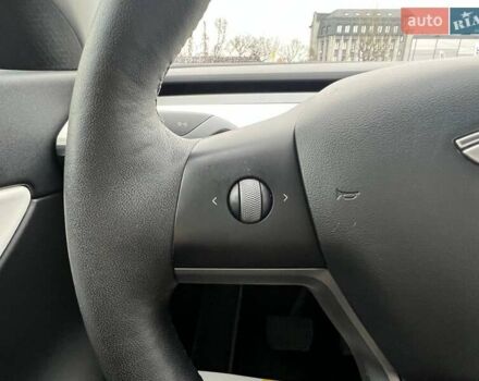 Білий Тесла Model Y, об'ємом двигуна 0 л та пробігом 60 тис. км за 24800 $, фото 13 на Automoto.ua