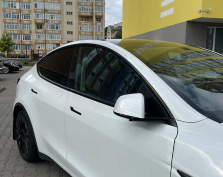 Белый Тесла Model Y, объемом двигателя 0 л и пробегом 65 тыс. км за 22999 $, фото 20 на Automoto.ua