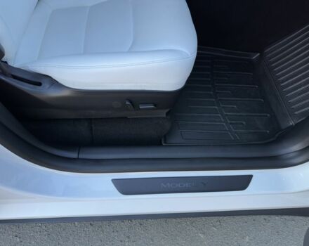 Білий Тесла Model Y, об'ємом двигуна 0 л та пробігом 73 тис. км за 29400 $, фото 14 на Automoto.ua