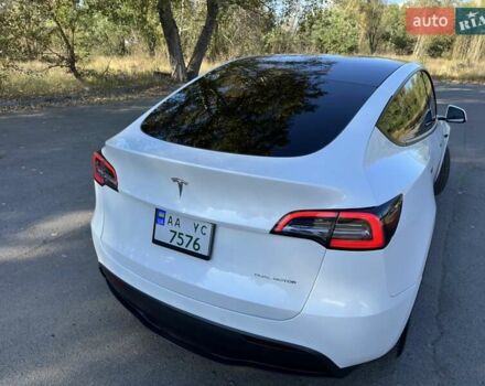 Тесла Model Y 2021 в Киеве на Automoto.ua Белый Тесла Model Y, объемом двигателя 0 л и пробегом 73 тыс. км за 29400 $, фото 14 на Automoto.ua