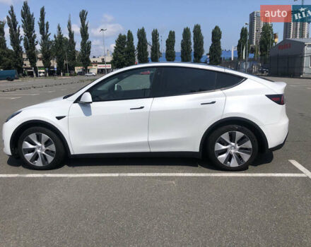 Белый Тесла Model Y, объемом двигателя 0 л и пробегом 55 тыс. км за 24500 $, фото 2 на Automoto.ua