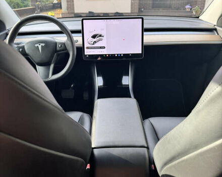 Белый Тесла Model Y, объемом двигателя 0 л и пробегом 137 тыс. км за 21500 $, фото 9 на Automoto.ua