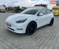 Білий Тесла Model Y, об'ємом двигуна 0 л та пробігом 90 тис. км за 23500 $, фото 1 на Automoto.ua