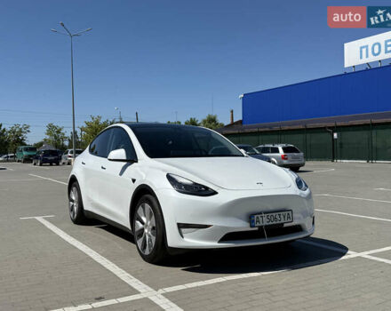 Белый Тесла Model Y, объемом двигателя 0 л и пробегом 110 тыс. км за 27750 $, фото 5 на Automoto.ua