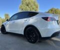 Білий Тесла Model Y, об'ємом двигуна 0 л та пробігом 73 тис. км за 29400 $, фото 5 на Automoto.ua
