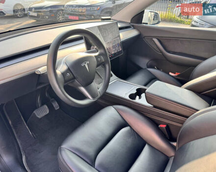 Белый Тесла Model Y, объемом двигателя 0 л и пробегом 79 тыс. км за 22900 $, фото 3 на Automoto.ua