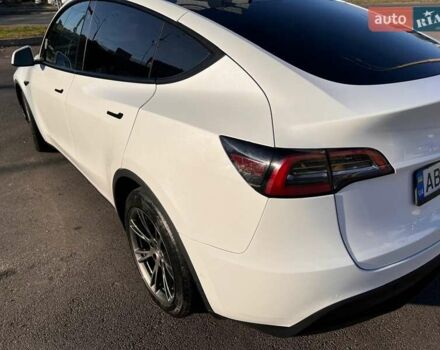 Білий Тесла Model Y, об'ємом двигуна 0 л та пробігом 47 тис. км за 26000 $, фото 1 на Automoto.ua