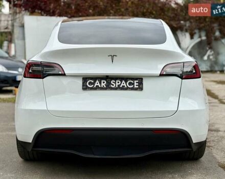 Белый Тесла Model Y, объемом двигателя 0 л и пробегом 88 тыс. км за 26999 $, фото 10 на Automoto.ua