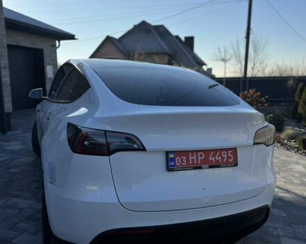 Белый Тесла Model Y, объемом двигателя 0 л и пробегом 74 тыс. км за 23500 $, фото 7 на Automoto.ua