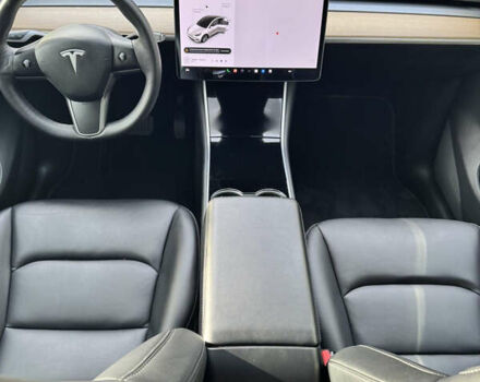 Белый Тесла Model Y, объемом двигателя 0 л и пробегом 137 тыс. км за 21500 $, фото 5 на Automoto.ua
