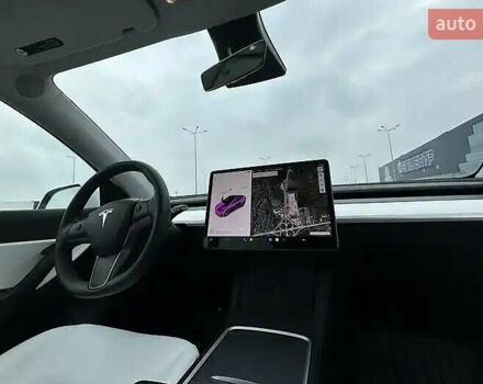 Белый Тесла Model Y, объемом двигателя 0 л и пробегом 98 тыс. км за 26500 $, фото 3 на Automoto.ua