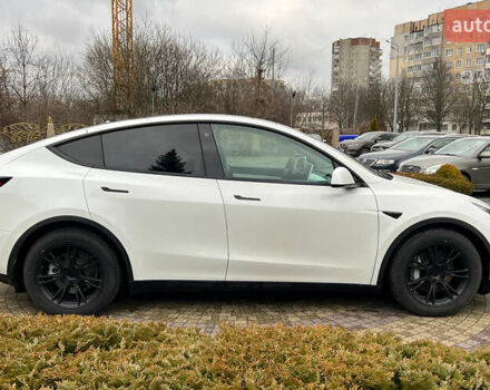 Білий Тесла Model Y, об'ємом двигуна 0 л та пробігом 88 тис. км за 26800 $, фото 7 на Automoto.ua