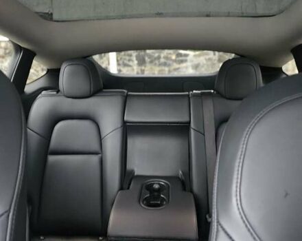 Тесла Model Y 2021 в Ровно на Automoto.ua Белый Тесла Model Y, объемом двигателя 0 л и пробегом 133 тыс. км за 22000 $, фото 11 на Automoto.ua