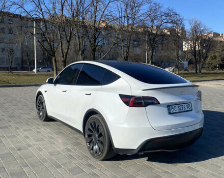 Білий Тесла Model Y, об'ємом двигуна 0 л та пробігом 111 тис. км за 35000 $, фото 3 на Automoto.ua