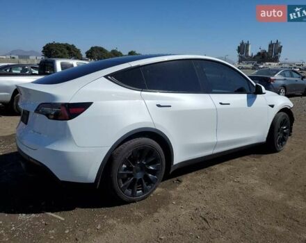 Тесла Model Y 2021 в Киеве на Automoto.ua Белый Тесла Model Y, объемом двигателя 0 л и пробегом 73 тыс. км за 29400 $, фото 50 на Automoto.ua