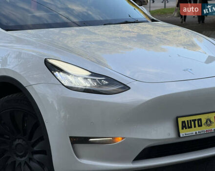 Тесла Model Y 2021 в Николаеве на Automoto.ua Белый Тесла Model Y, объемом двигателя 0 л и пробегом 80 тыс. км за 24999 $, фото 8 на Automoto.ua