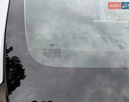 Тесла Model Y 2021 в Львове на Automoto.ua Белый Тесла Model Y, объемом двигателя 0 л и пробегом 102 тыс. км за 24500 $, фото 14 на Automoto.ua