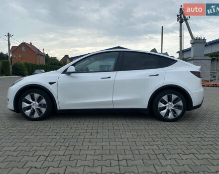 Белый Тесла Model Y, объемом двигателя 0 л и пробегом 122 тыс. км за 23000 $, фото 6 на Automoto.ua