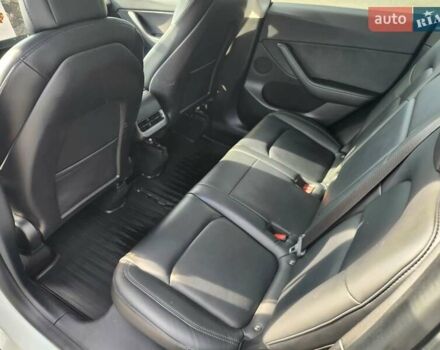 Белый Тесла Model Y, объемом двигателя 0 л и пробегом 98 тыс. км за 22500 $, фото 7 на Automoto.ua