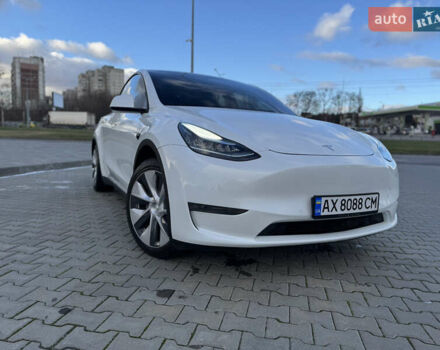 Білий Тесла Model Y, об'ємом двигуна 0 л та пробігом 83 тис. км за 24500 $, фото 2 на Automoto.ua