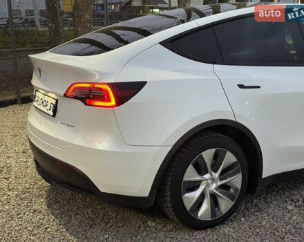 Белый Тесла Model Y, объемом двигателя 0 л и пробегом 128 тыс. км за 22600 $, фото 20 на Automoto.ua