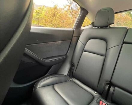Білий Тесла Model Y, об'ємом двигуна 0 л та пробігом 47 тис. км за 26000 $, фото 19 на Automoto.ua