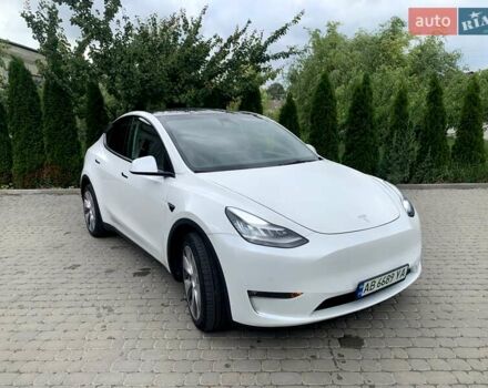 Белый Тесла Model Y, объемом двигателя 0 л и пробегом 40 тыс. км за 28600 $, фото 4 на Automoto.ua