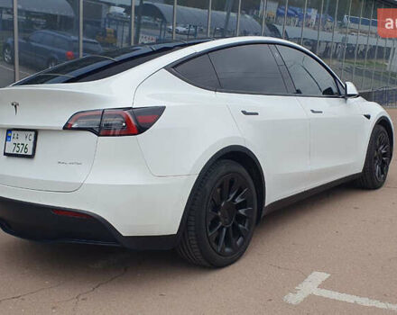 Білий Тесла Model Y, об'ємом двигуна 0 л та пробігом 74 тис. км за 25900 $, фото 3 на Automoto.ua
