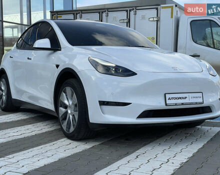 Белый Тесла Model Y, объемом двигателя 0 л и пробегом 78 тыс. км за 22900 $, фото 3 на Automoto.ua