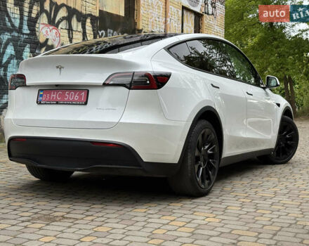 Белый Тесла Model Y, объемом двигателя 0 л и пробегом 122 тыс. км за 21800 $, фото 3 на Automoto.ua