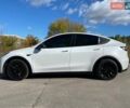 Белый Тесла Model Y, объемом двигателя 0 л и пробегом 90 тыс. км за 27500 $, фото 1 на Automoto.ua