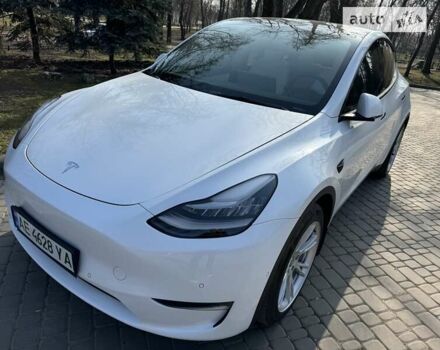 Белый Тесла Model Y, объемом двигателя 0 л и пробегом 56 тыс. км за 40500 $, фото 4 на Automoto.ua