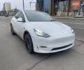 Білий Тесла Model Y, об'ємом двигуна 0 л та пробігом 49 тис. км за 26900 $, фото 1 на Automoto.ua