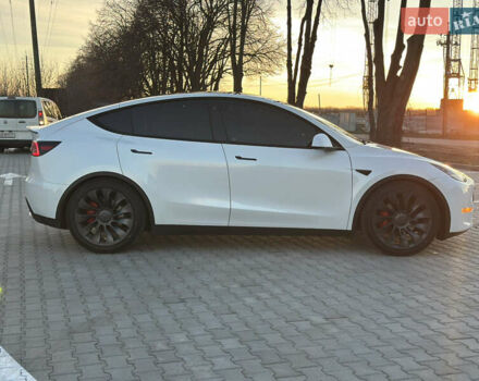 Білий Тесла Model Y, об'ємом двигуна 0 л та пробігом 105 тис. км за 24900 $, фото 5 на Automoto.ua