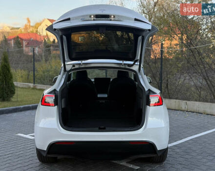 Тесла Model Y 2021 в Хмельницком на Automoto.ua Белый Тесла Model Y, объемом двигателя 0 л и пробегом 83 тыс. км за 25499 $, фото 38 на Automoto.ua